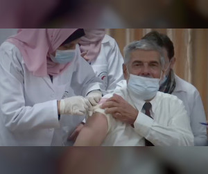 巴勒斯坦人赞扬阿联酋向加沙地带提供COVID-19疫苗的举动