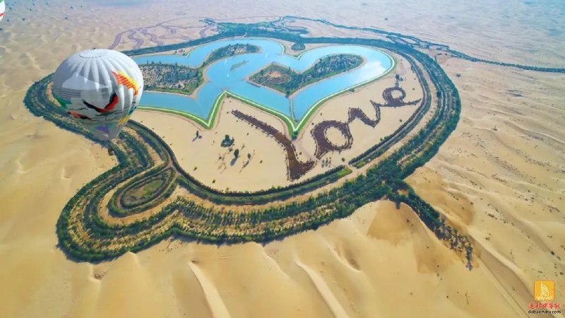 在迪拜乘坐巨型气球、空中出租车翱翔天空，骑马或在沙漠中露营