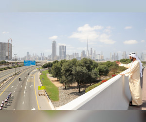穆罕默德本拉希德观看阿联酋巡回赛迪拜阶段的一部分